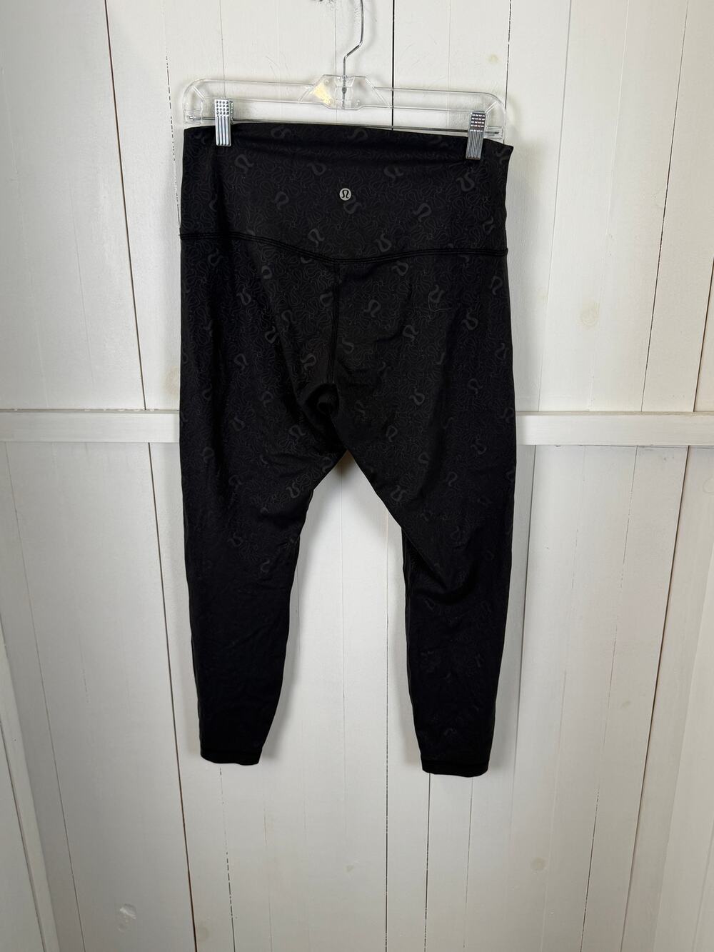 Lululemon Black Ankle Leggings Size 12 Excellent Condition